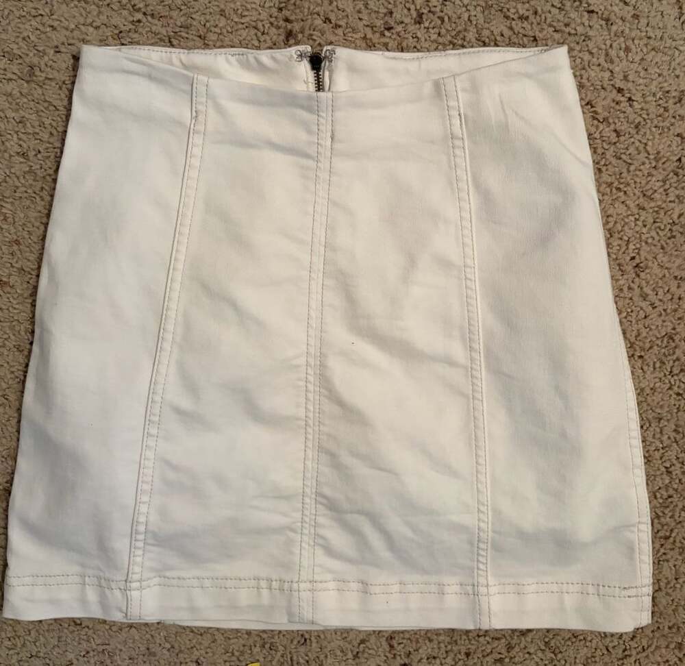Free People Women White Casual Denim Mini Skirt Size 2 Y2K Preppy Summer Casual